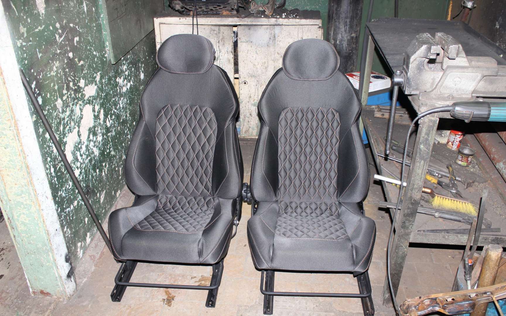 Купить передние сиденья новые. Пассажирское сиденье на ВАЗ 2108. Сиденье ВАЗ-2108 водителя. Передние сиденья ВАЗ 2108. Переднее кресло ВАЗ 2108.